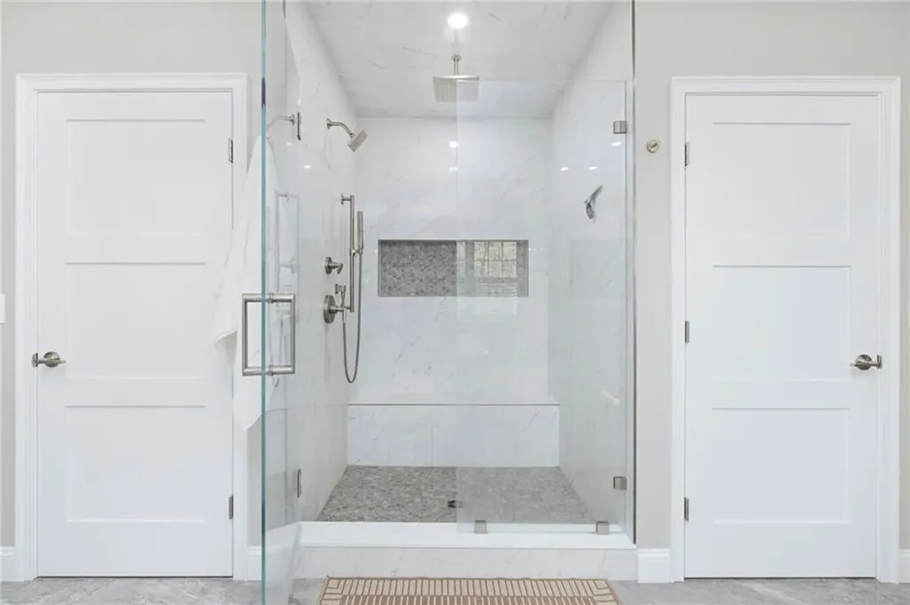 30 Lenihan Lane East Greenwich RI 02818