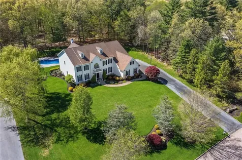 30 Lenihan Lane East Greenwich RI 02818