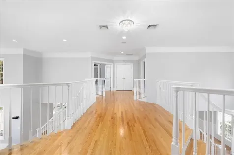 30 Lenihan Lane East Greenwich RI 02818