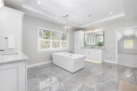 30 Lenihan Lane East Greenwich RI 02818