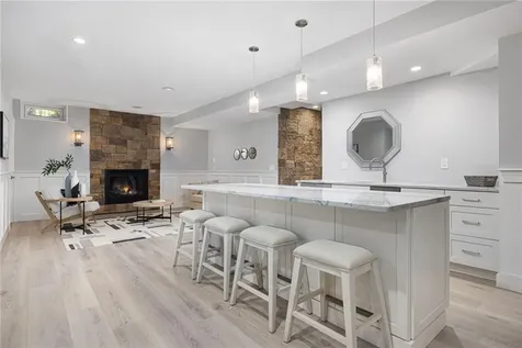 30 Lenihan Lane East Greenwich RI 02818