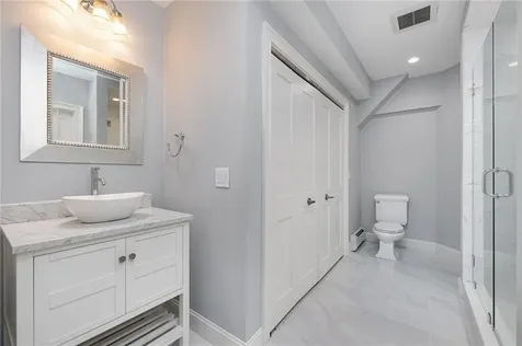 30 Lenihan Lane East Greenwich RI 02818
