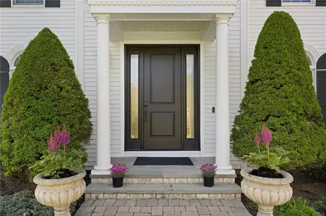 30 Lenihan Lane East Greenwich RI 02818