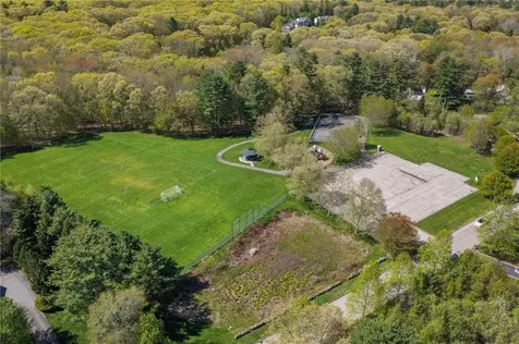30 Lenihan Lane East Greenwich RI 02818