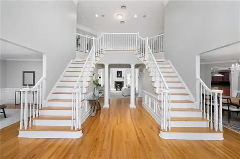 30 Lenihan Lane East Greenwich RI 02818