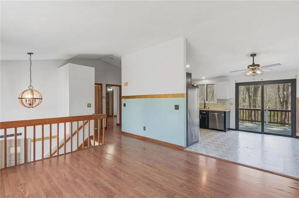 80 Oakside Street Warwick RI 02889