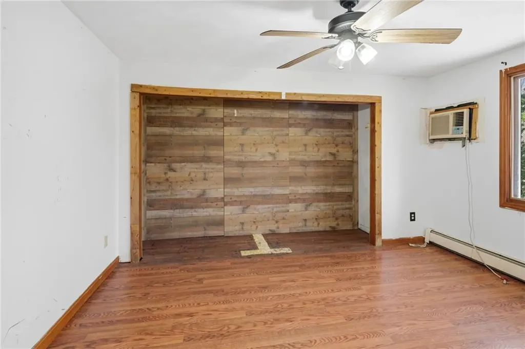 80 Oakside Street Warwick RI 02889