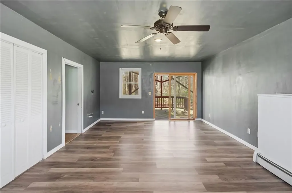 80 Oakside Street Warwick RI 02889