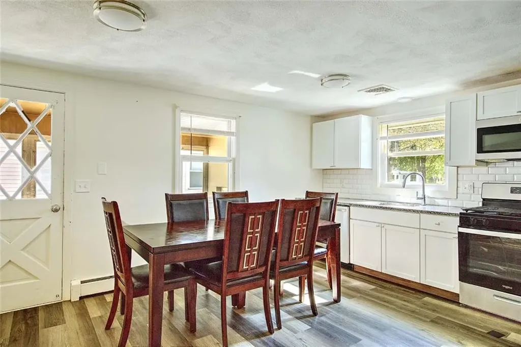 8 Ashby Street Johnston RI 02919