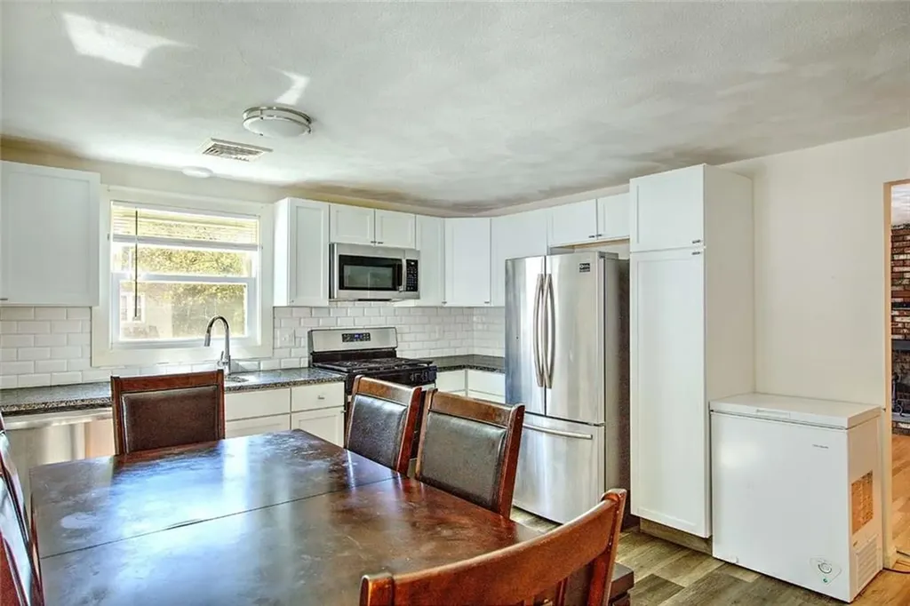 8 Ashby Street Johnston RI 02919