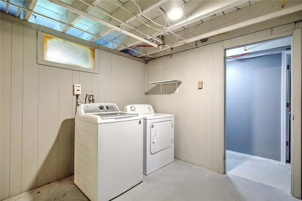 8 Ashby Street Johnston RI 02919