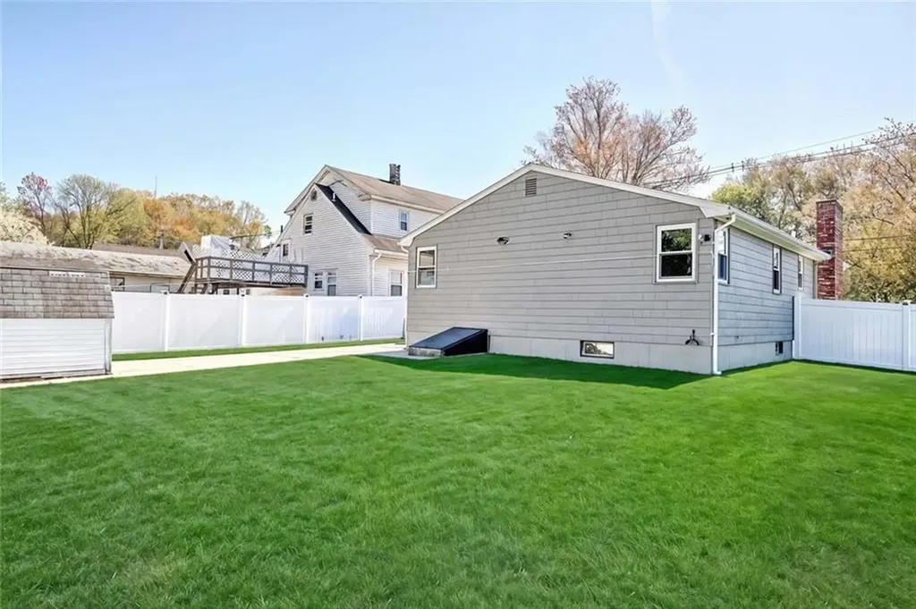 8 Ashby Street Johnston RI 02919