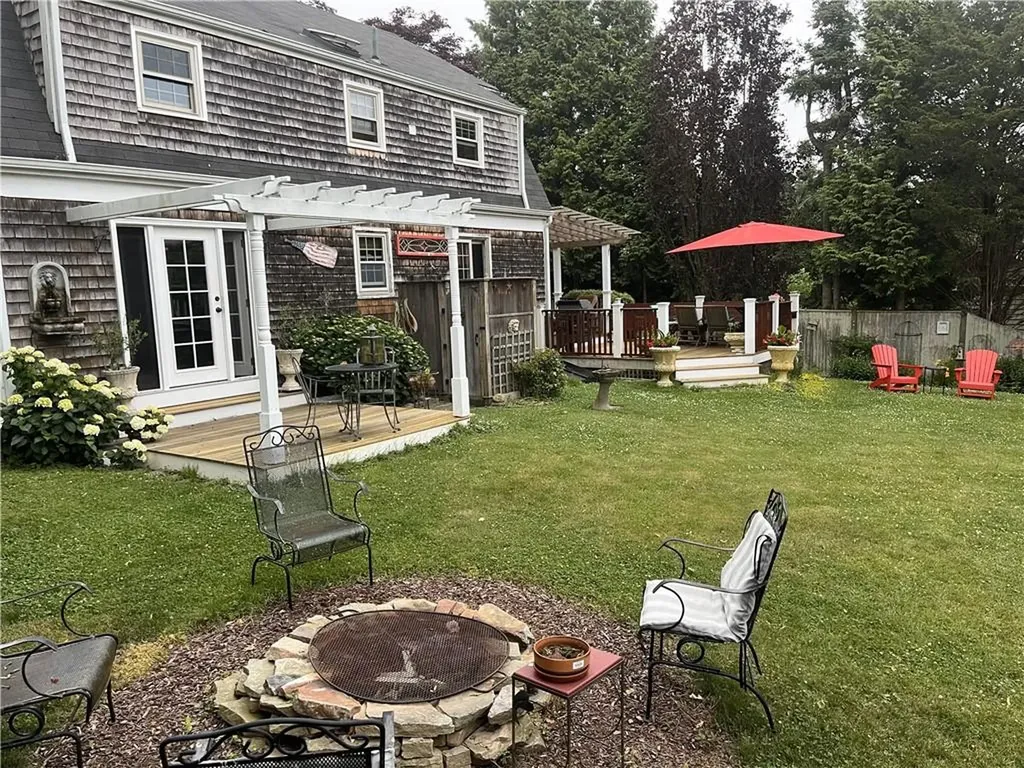 7 Boulevard East Boulevard Middletown RI 02842