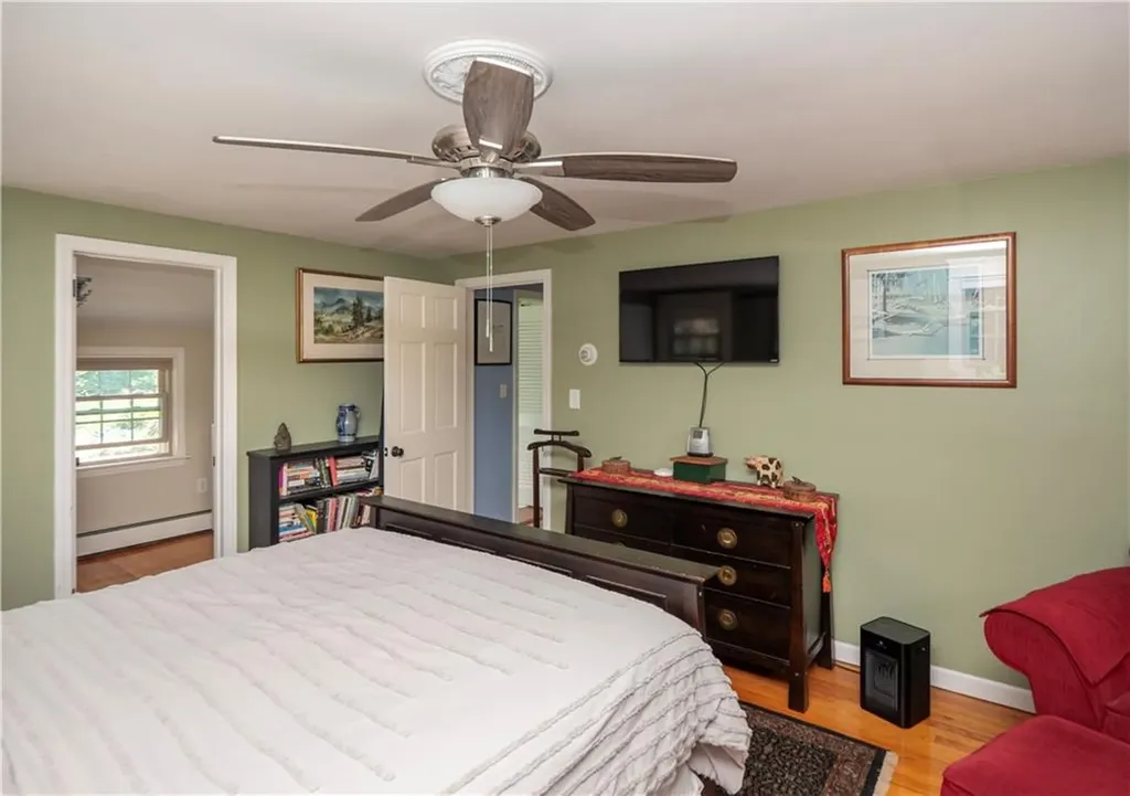 7 Boulevard East Boulevard Middletown RI 02842