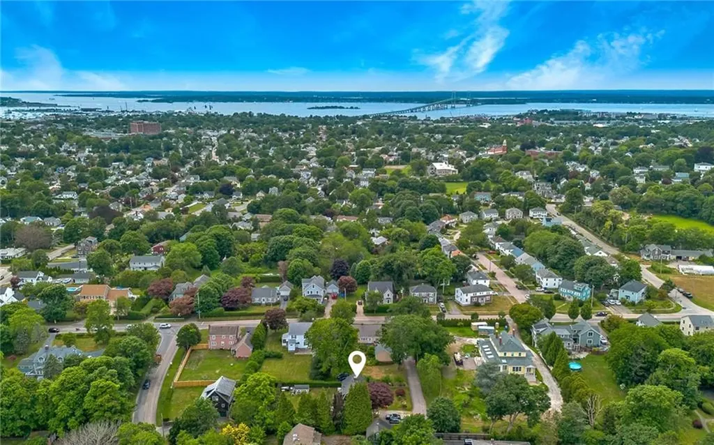 7 Boulevard East Boulevard Middletown RI 02842
