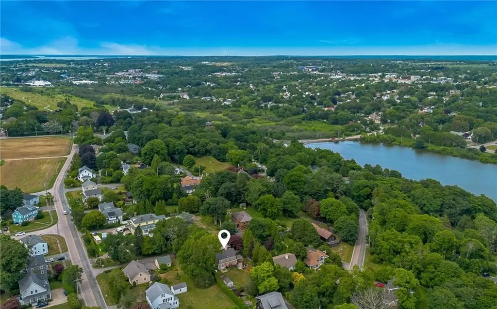 7 Boulevard East Boulevard Middletown RI 02842