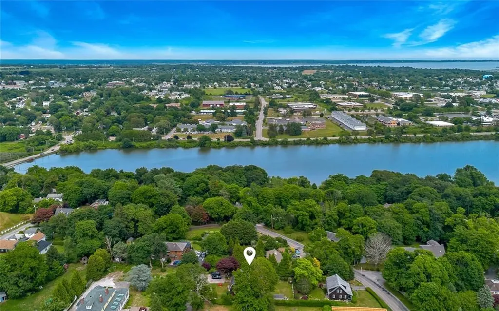 7 Boulevard East Boulevard Middletown RI 02842