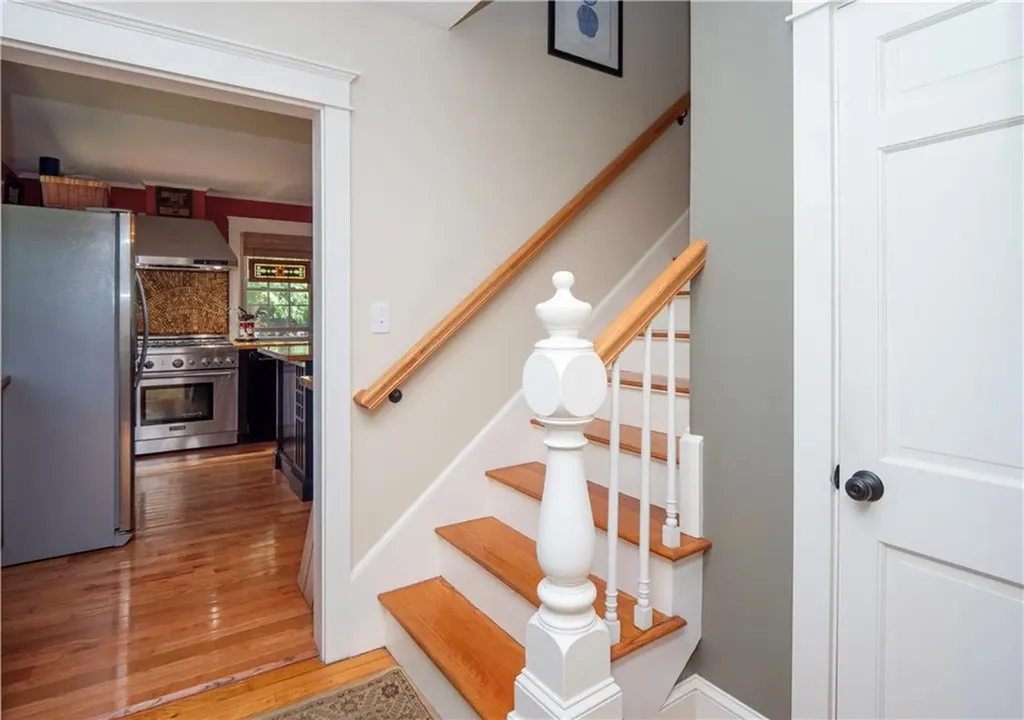 7 Boulevard East Boulevard Middletown RI 02842