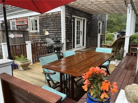 7 Boulevard East Boulevard Middletown RI 02842