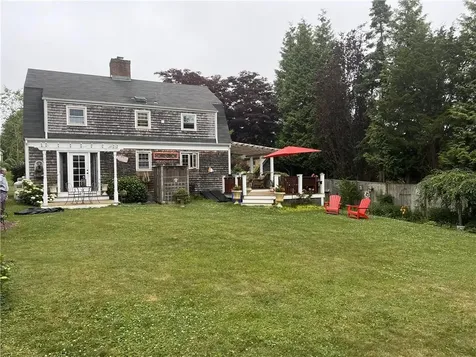 7 Boulevard East Boulevard Middletown RI 02842