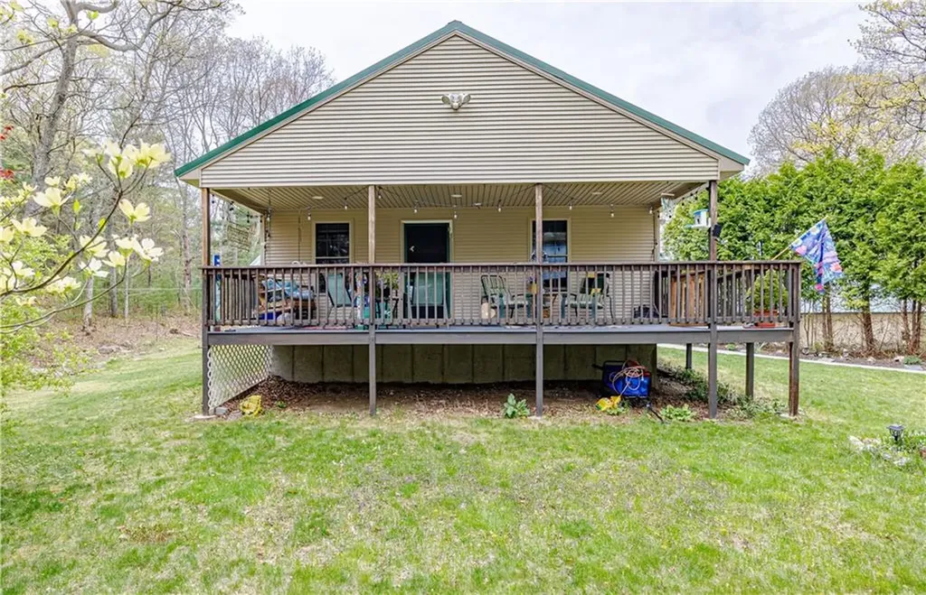 956 Reynolds Road Glocester RI 02814