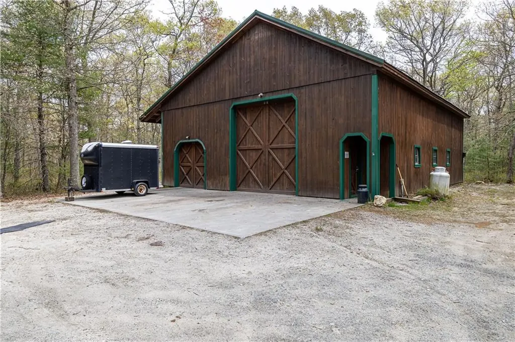 956 Reynolds Road Glocester RI 02814