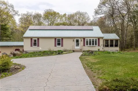 956 Reynolds Road Glocester RI 02814