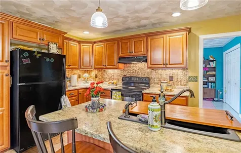 956 Reynolds Road Glocester RI 02814