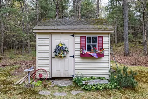 956 Reynolds Road Glocester RI 02814