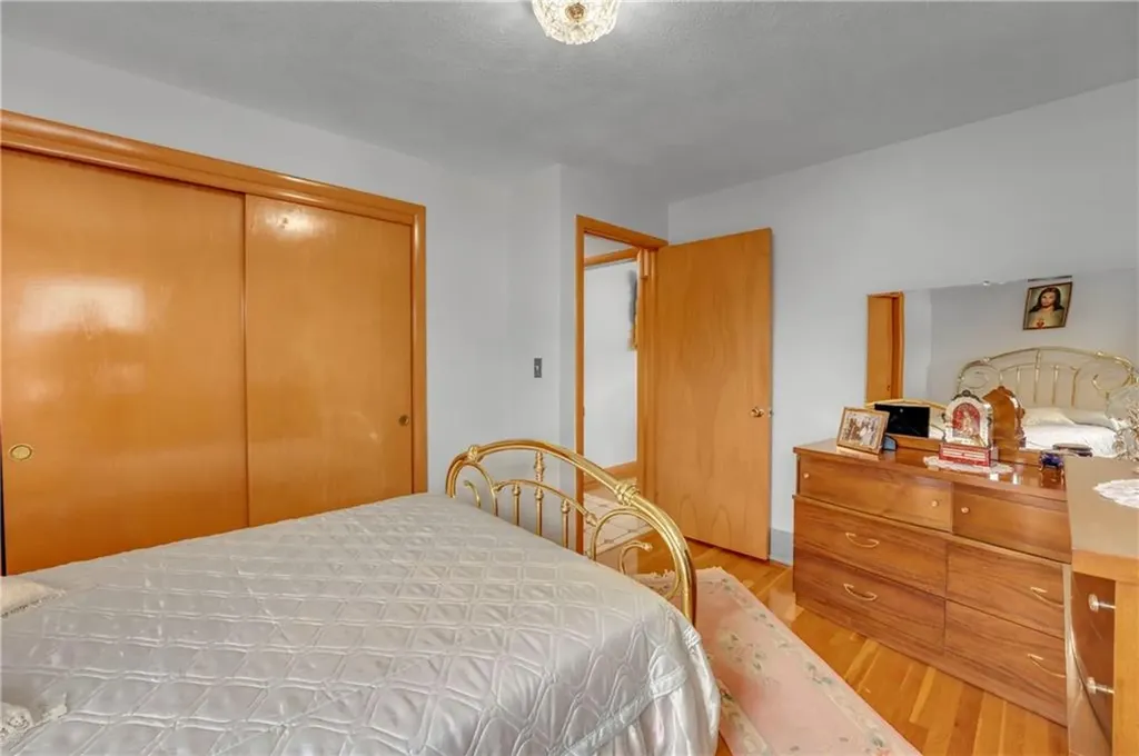 8 No Rose Street East Providence RI 02914