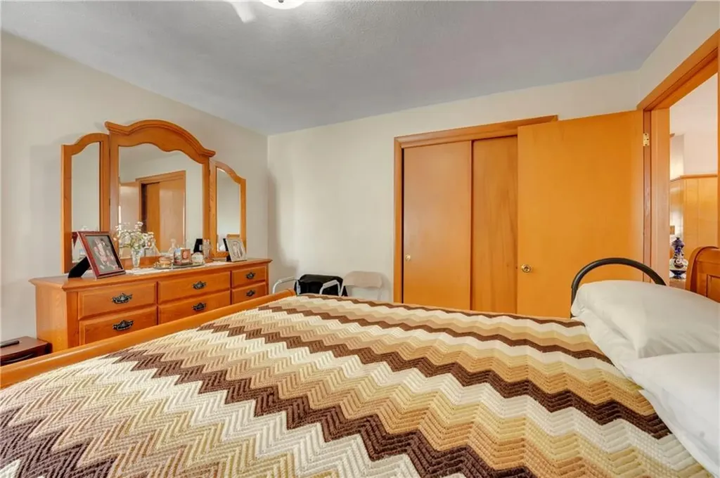 8 No Rose Street East Providence RI 02914