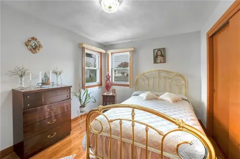 8 No Rose Street East Providence RI 02914
