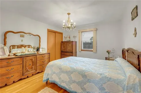 8 No Rose Street East Providence RI 02914