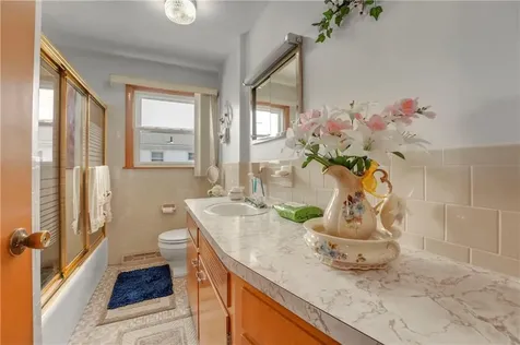 8 No Rose Street East Providence RI 02914
