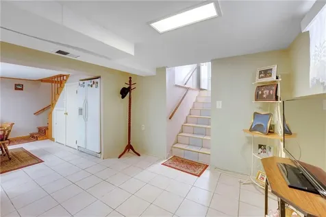 8 No Rose Street East Providence RI 02914
