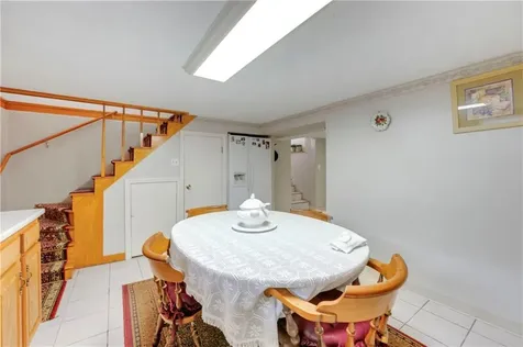 8 No Rose Street East Providence RI 02914