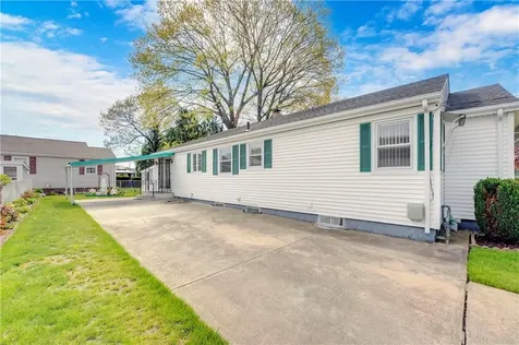8 No Rose Street East Providence RI 02914