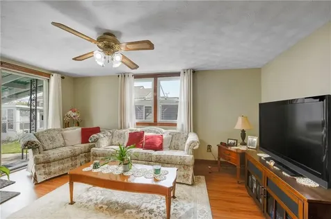 8 No Rose Street East Providence RI 02914
