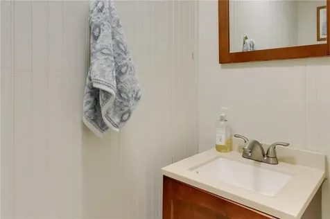 173 Congdon Street Providence RI 02906