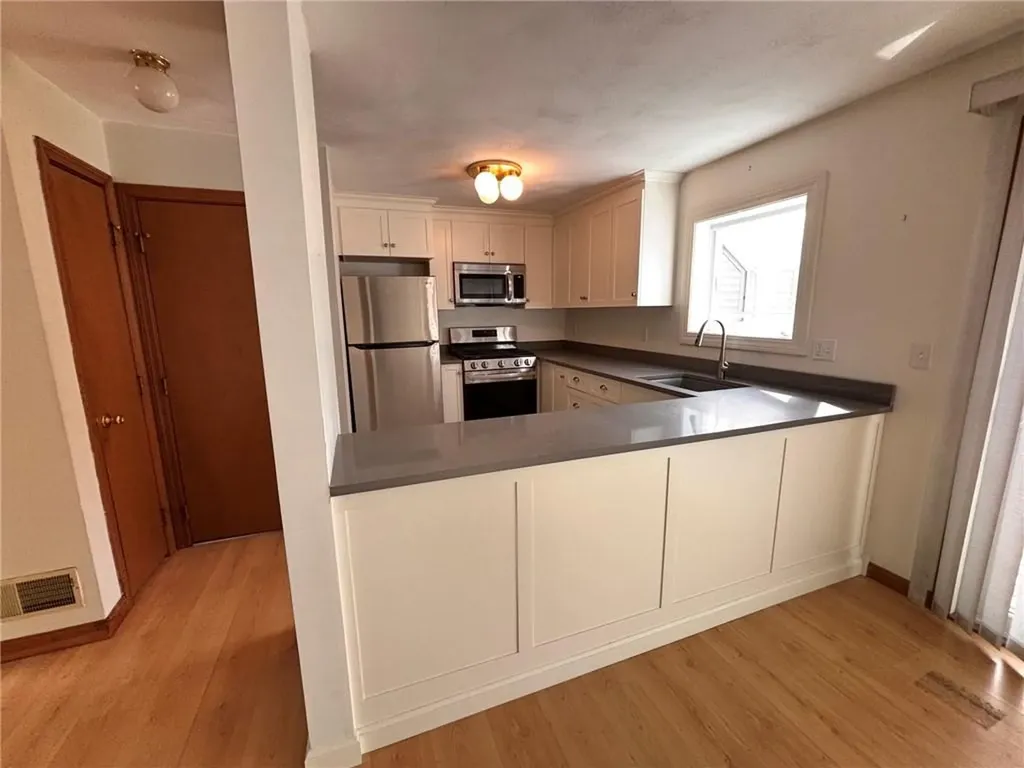 195 Fairway Drive North Kingstown RI 02852