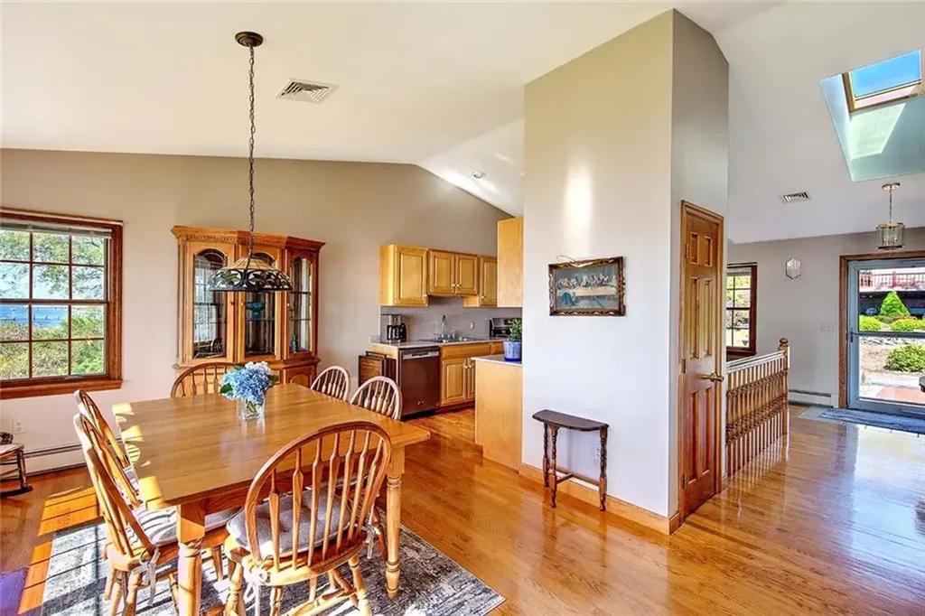 585 Seaside Drive Jamestown RI 02835