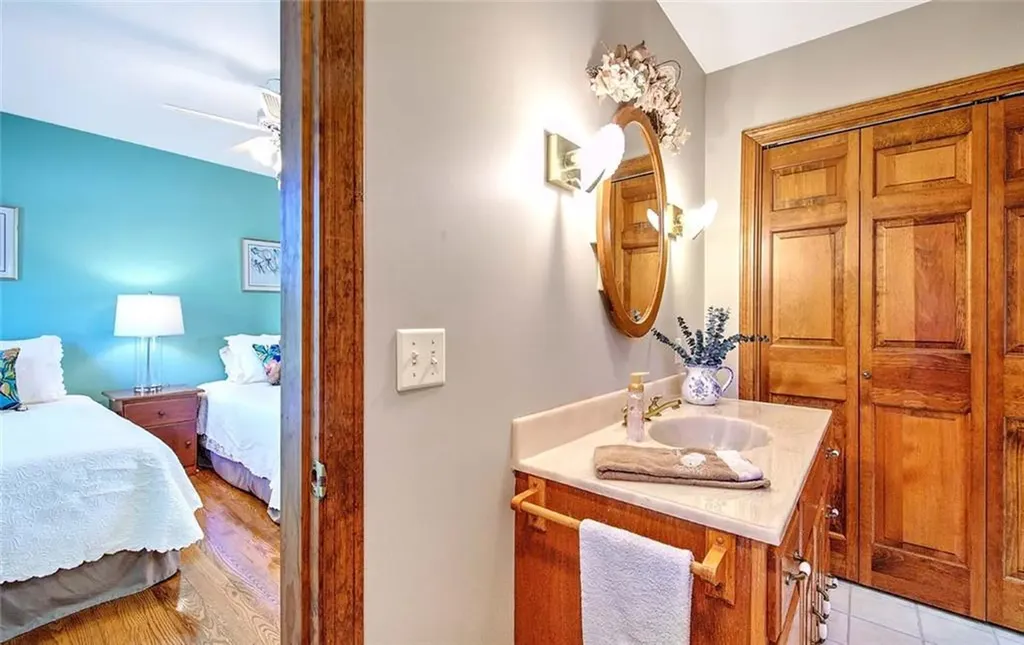 585 Seaside Drive Jamestown RI 02835