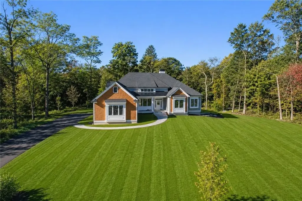 11 Carrs Lane North Kingstown RI 02852