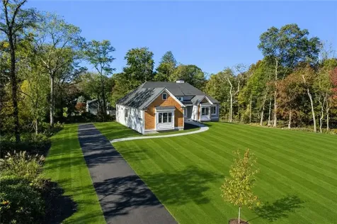 11 Carrs Lane North Kingstown RI 02852