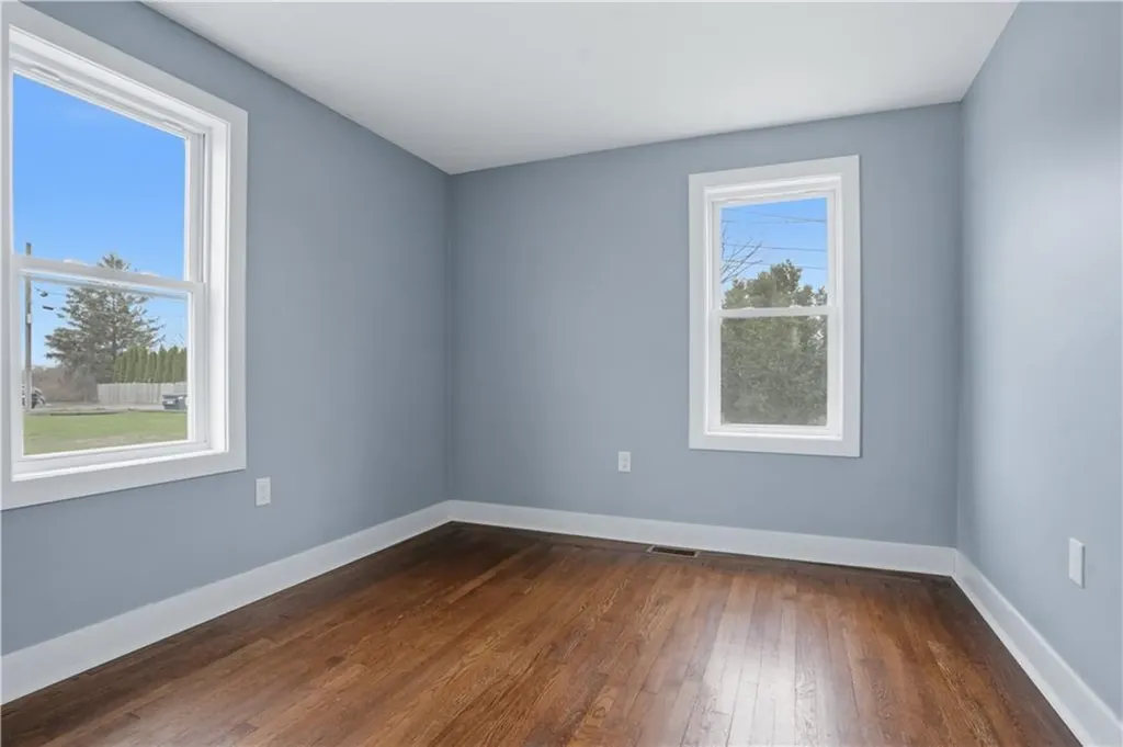 188 Greene Lane Middletown RI 02842