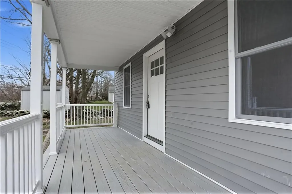 188 Greene Lane Middletown RI 02842