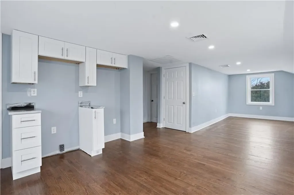 188 Greene Lane Middletown RI 02842