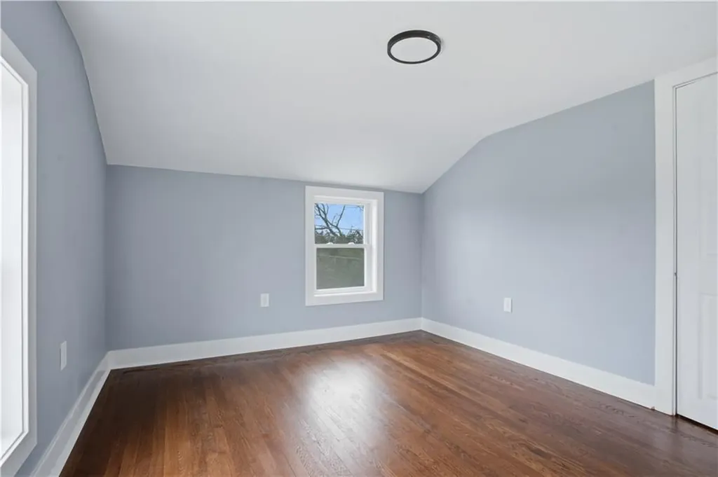 188 Greene Lane Middletown RI 02842