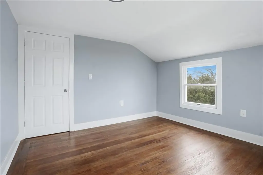 188 Greene Lane Middletown RI 02842