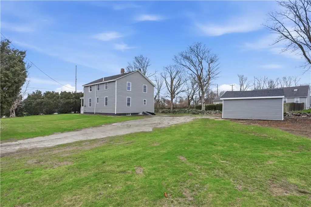 188 Greene Lane Middletown RI 02842